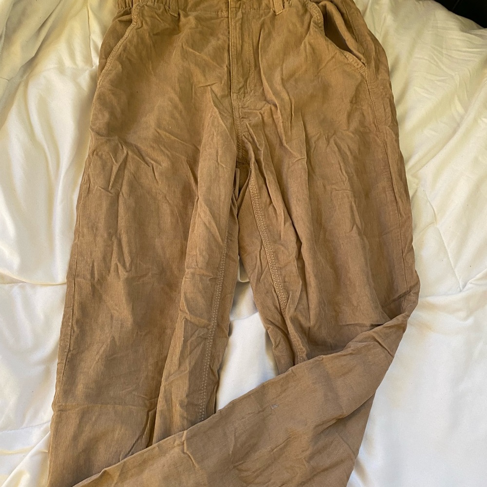 American Eagle Outfitters Tan Chinos Relaxed Fit